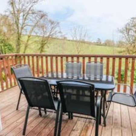3 Bedroom Lodge With Hot Tub On Lovely Quiet Holiday Park In Cornwall Gunnislake Zewnętrze zdjęcie