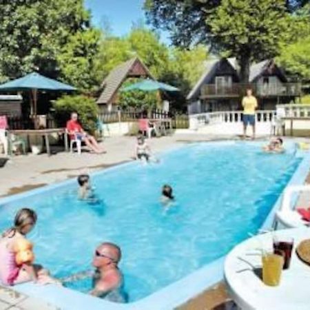 3 Bedroom Lodge With Hot Tub On Lovely Quiet Holiday Park In Cornwall Gunnislake Zewnętrze zdjęcie