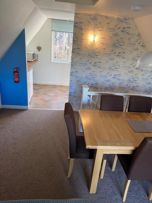 3 Bedroom Lodge With Hot Tub On Lovely Quiet Holiday Park In Cornwall Gunnislake Zewnętrze zdjęcie